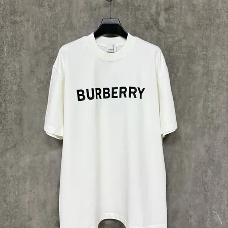 バーバリー ス Tシャツ