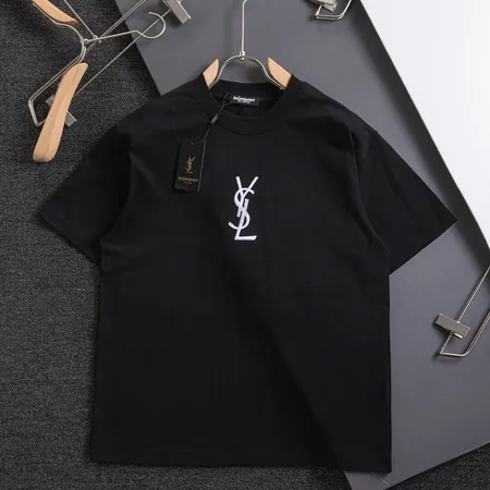 イブサンローラン Tシャツ