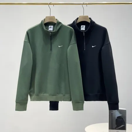 ナイキ パーカー