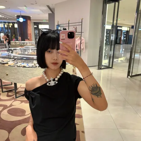 ヴィヴィアン・ウエストウッド Tシャツ