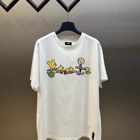 フェンディ Tシャツ
