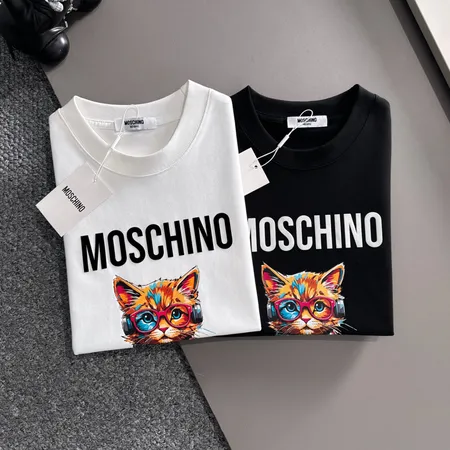 モスキーノ Tシャツ