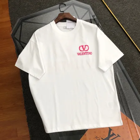 ヴァレンティノ Tシャツ