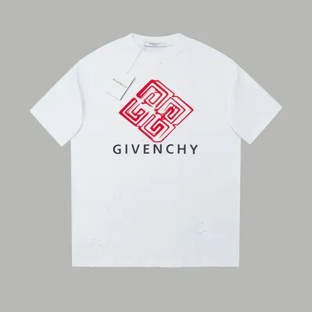 ジバンシィ Tシャツ