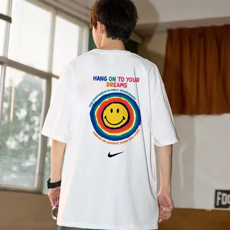 ナイキ Tシャツ
