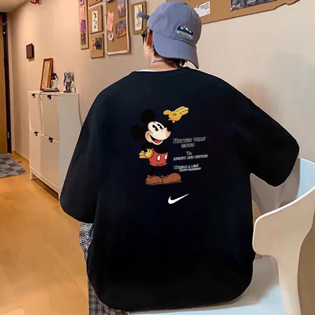 ナイキ Tシャツ