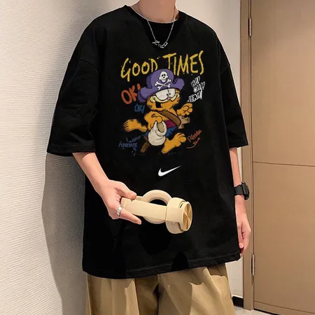 ナイキ Tシャツ