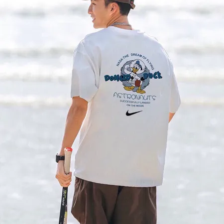 ナイキ Tシャツ