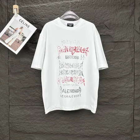 バレンシアガ Tシャツ