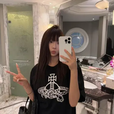 ヴィヴィアン・ウエストウッド Tシャツ