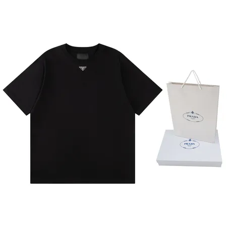 プラダ Tシャツ