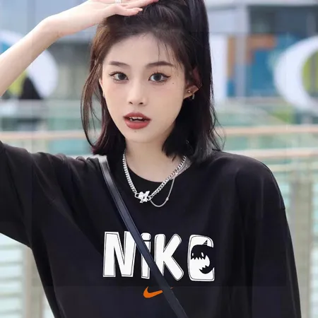 ナイキ Tシャツ