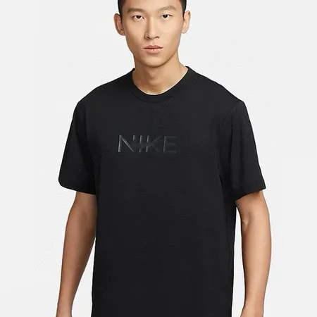 ナイキ Tシャツ