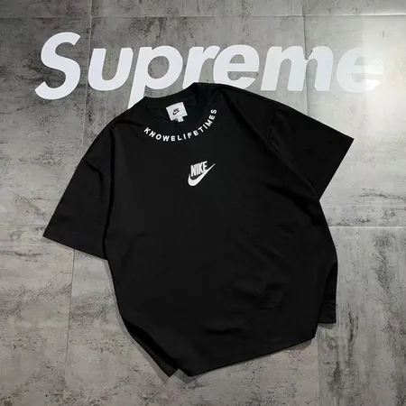 ナイキ Tシャツ