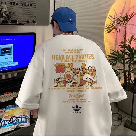 アディダス Tシャツ