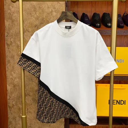 フェンディ Tシャツ