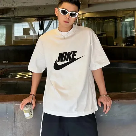 ナイキ Tシャツ