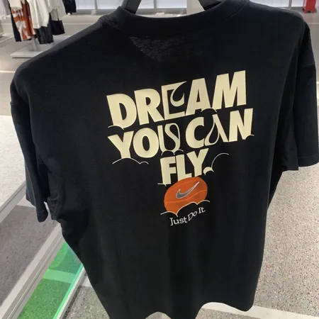 ナイキ Tシャツ