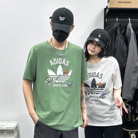 アディダス Tシャツ