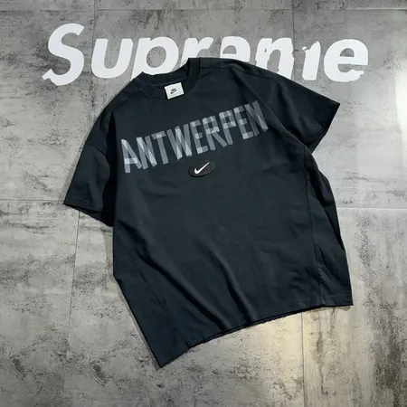 ナイキ Tシャツ