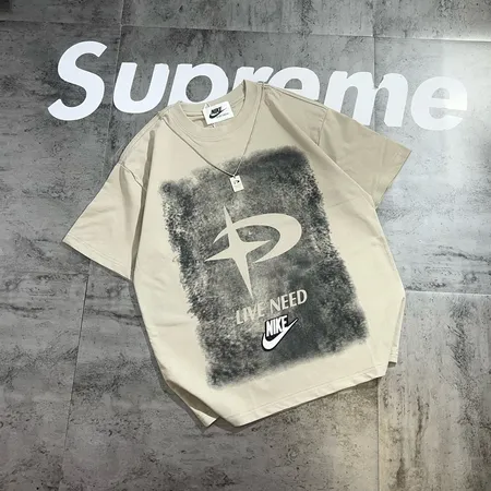 ナイキ Tシャツ