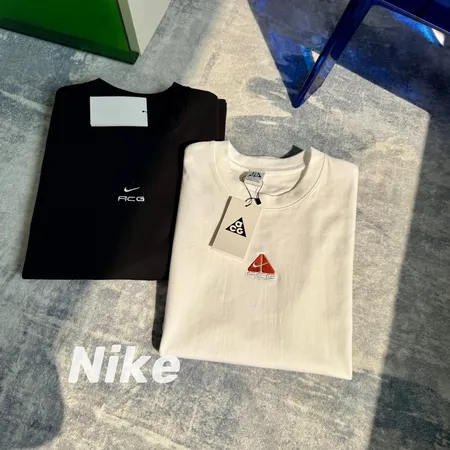 ナイキ Tシャツ