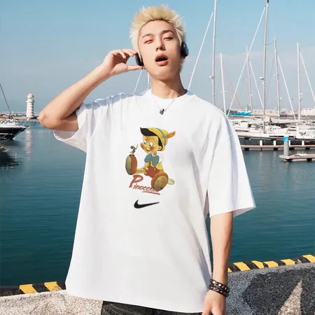 ナイキ Tシャツ