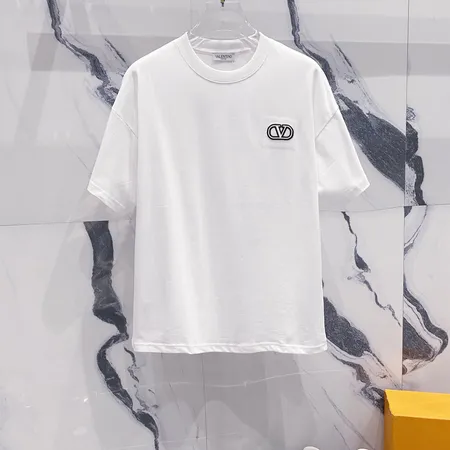 ヴァレンティノ Tシャツ