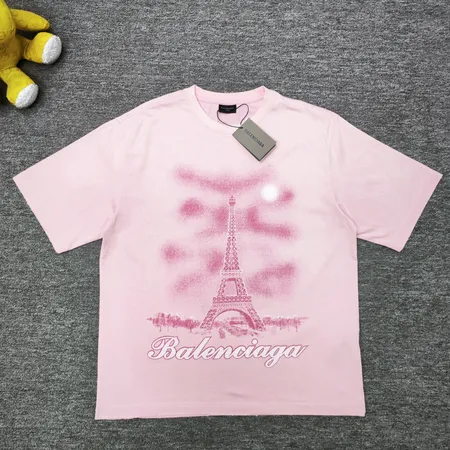 バレンシアガ Tシャツ