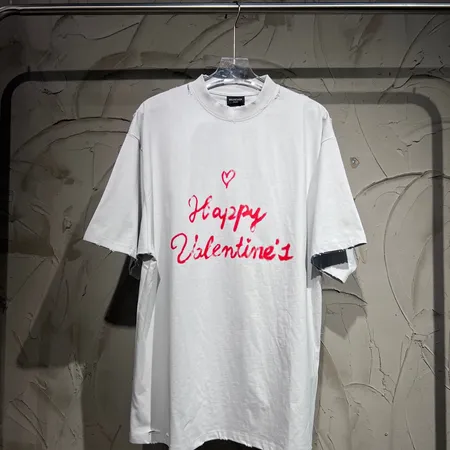 バレンシアガ Tシャツ