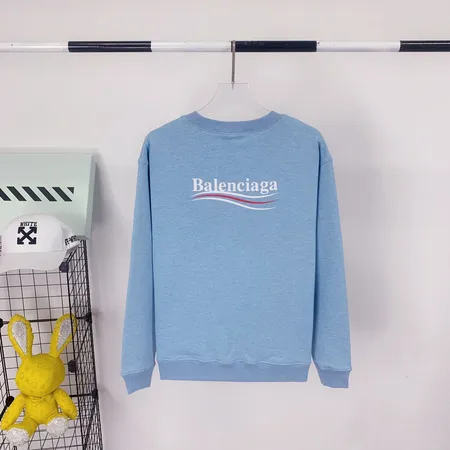 バレンシアガ パーカー