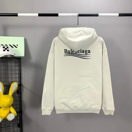 バレンシアガ パーカー