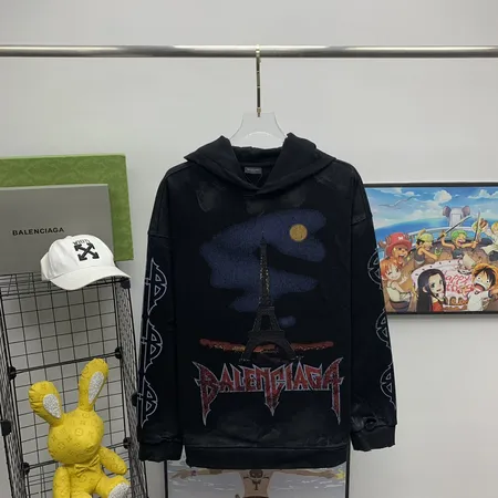 バレンシアガ パーカー