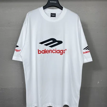バレンシアガ Tシャツ