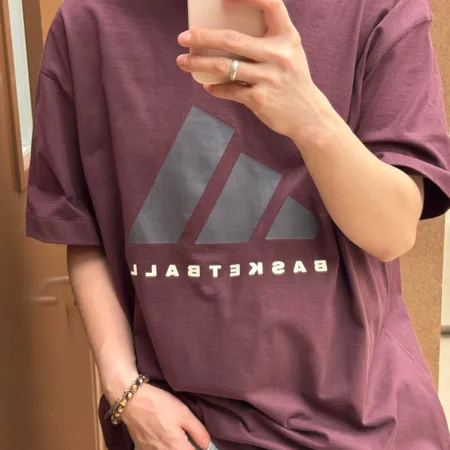 アディダス Tシャツ