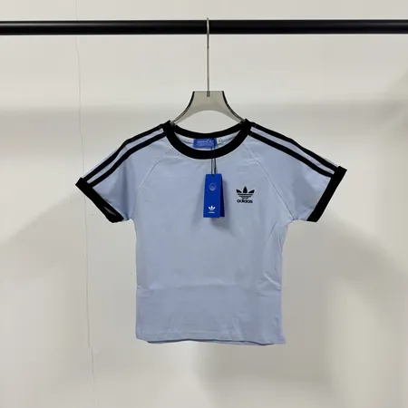 アディダス Tシャツ