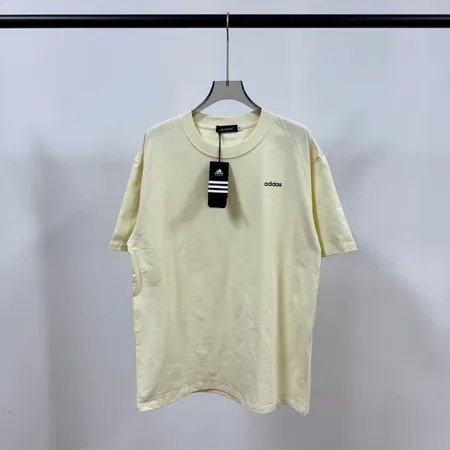 アディダス Tシャツ