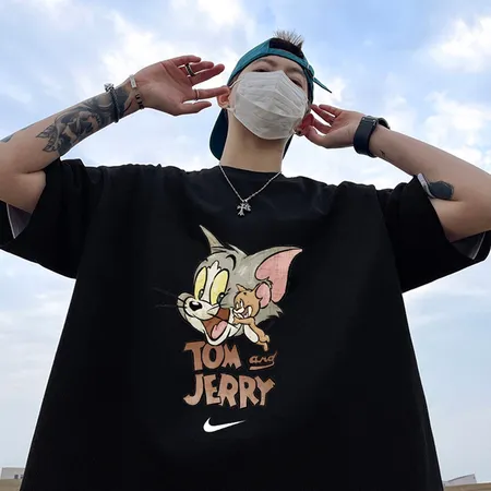 ナイキ Tシャツ