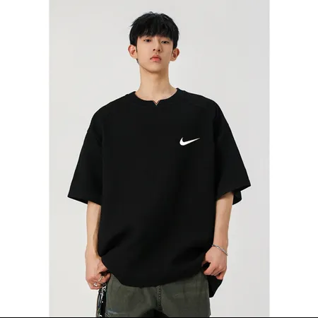 ナイキ Tシャツ