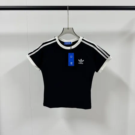 アディダス Tシャツ