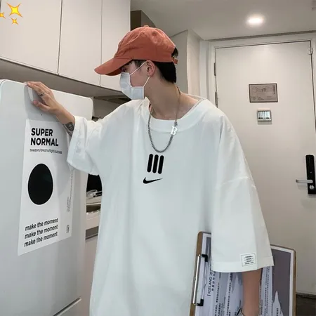 ナイキ Tシャツ