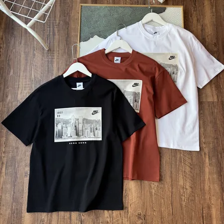 ナイキ Tシャツ