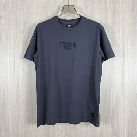 フェンディ Tシャツ