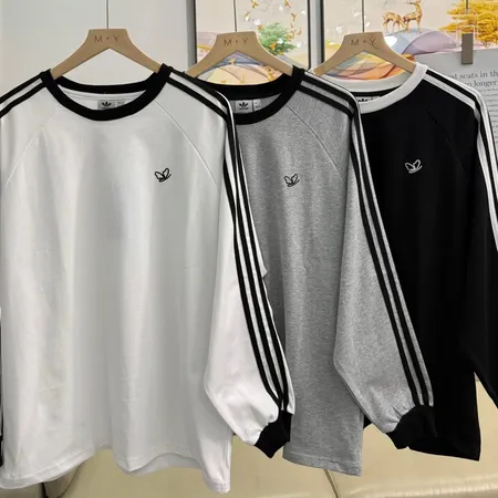 アディダス パーカー