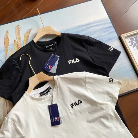 フィラ Tシャツ