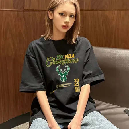 ナイキ Tシャツ