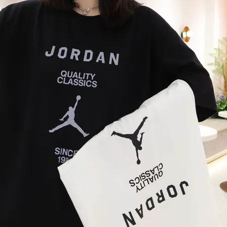 エアジョーダン Tシャツ