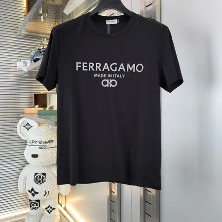 フェラガモ Tシャツ