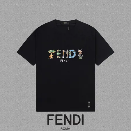 フェンディ Tシャツ