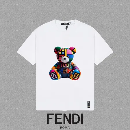 フェンディ Tシャツ